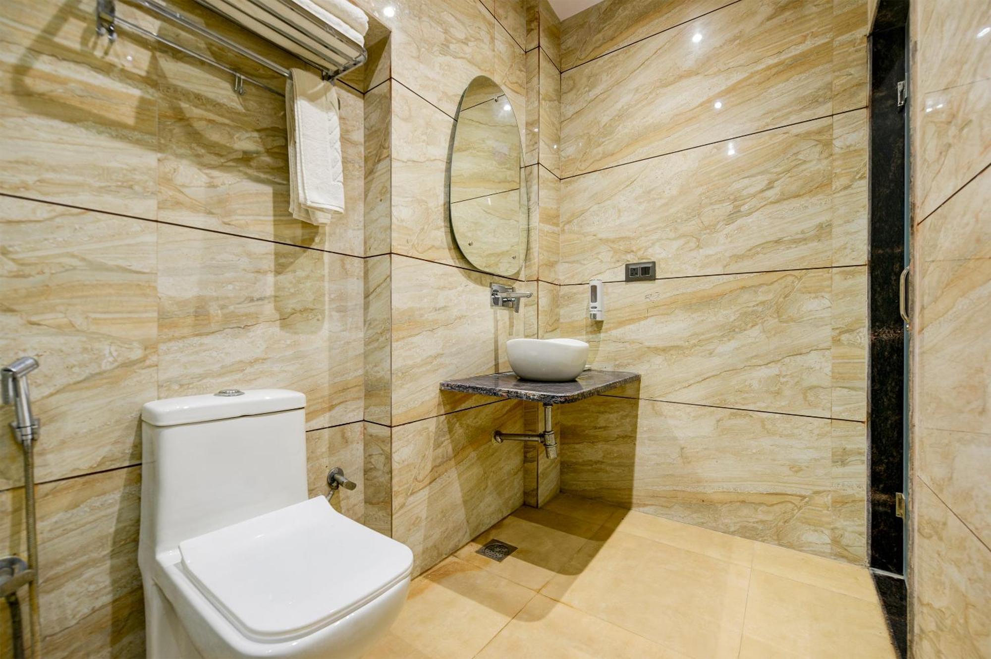The Pearl Plaza Hotel In City Centre - Near New Delhi Railway Station Exteriér fotografie